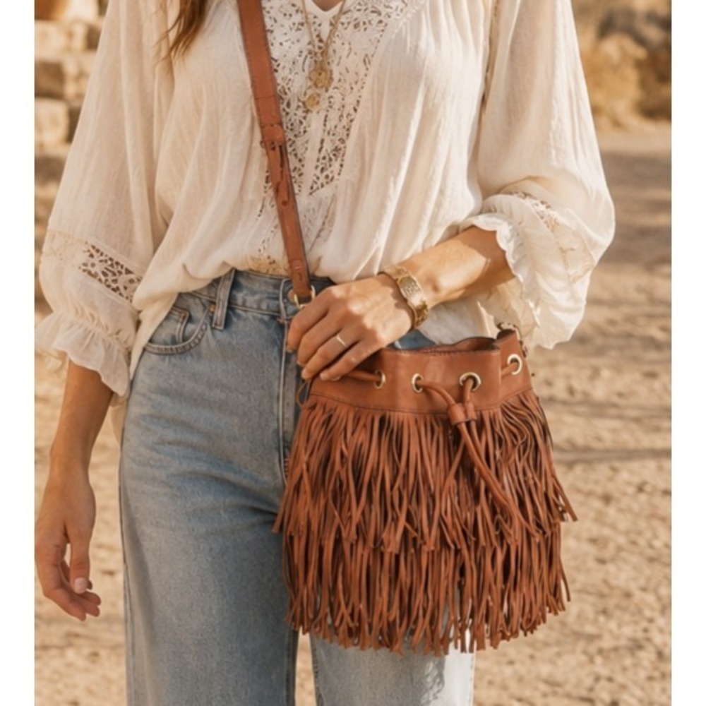 Rebecca Minkoff Women Finn Fringe Bucket Crossbody Bag Festival Boho Western Y2K